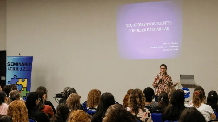 Seminário Azul encerra campanha de conscientização ao autismo