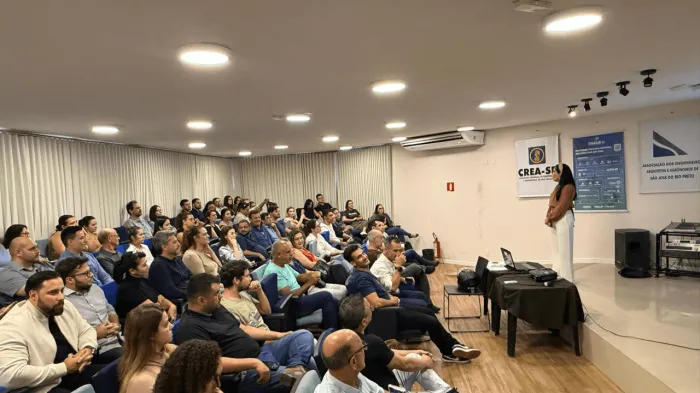 Palestra da Vigilância Sanitária reúne 94 engenheiros e arquitetos