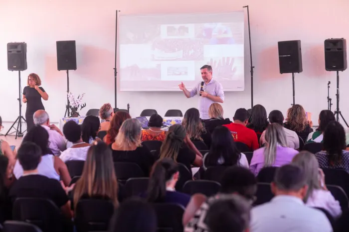 Tem início a 1ª Plenária Popular de Saúde e de Saúde da Trabalhadora e do Trabalhador