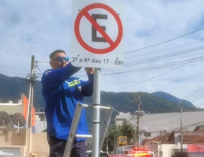 Prefeitura de São Sebastião libera vagas de estacionamento na Rua Auta Pinder