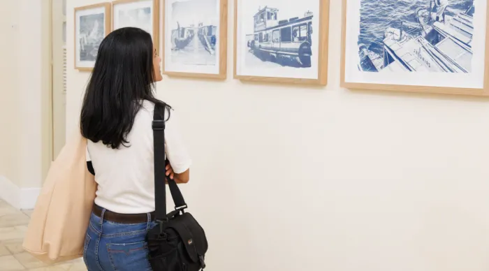 Mostra apoiada pela Funcap tem autoria de Michel de Oliveira e apresenta 14 fotografias de tototós em cianotipia / Foto: Igor Matias