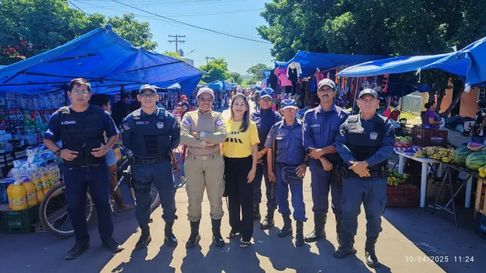 Polícia Militar realiza ação de conscientização contra o abuso sexual infantil em Ladário