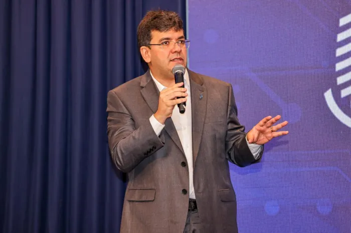 Piauí anuncia lançamento do SoberanIA, primeiro modelo de IA treinado com base de dados em português e desenvolvido no estado