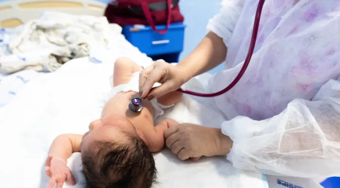 Maternidade Nossa Senhora de Lourdes orienta sobre cuidados de bebês recém-nascidos com sintomas de bronquiolite