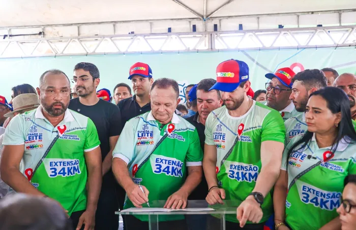 Brandão entrega obras, serviços e anuncia novas ações para Lago Verde e Bacabal