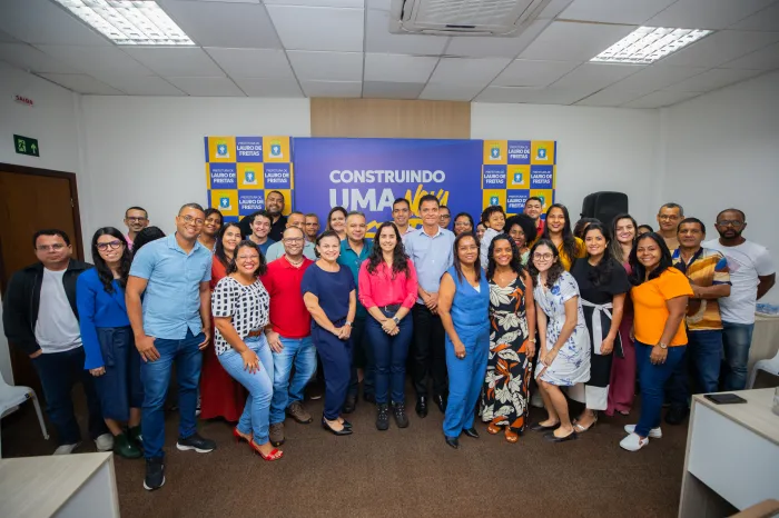 Prefeitura de Lauro de Freitas empossa 31 novos servidores efetivos