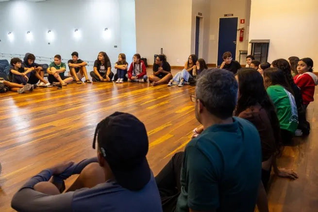 Maio Laranja: formação nas escolas municipais reforça combate ao abuso e à exploração sexual infantil