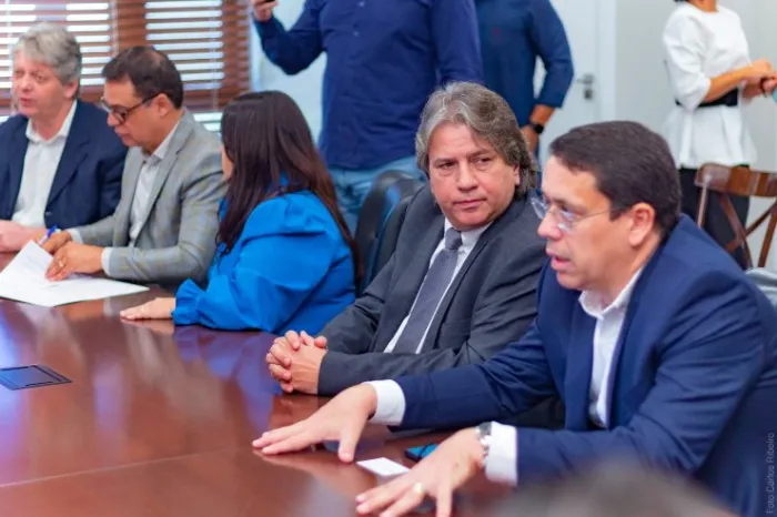 Deputado Caravina comemora investimento bilionário da Bracell em Bataguassu