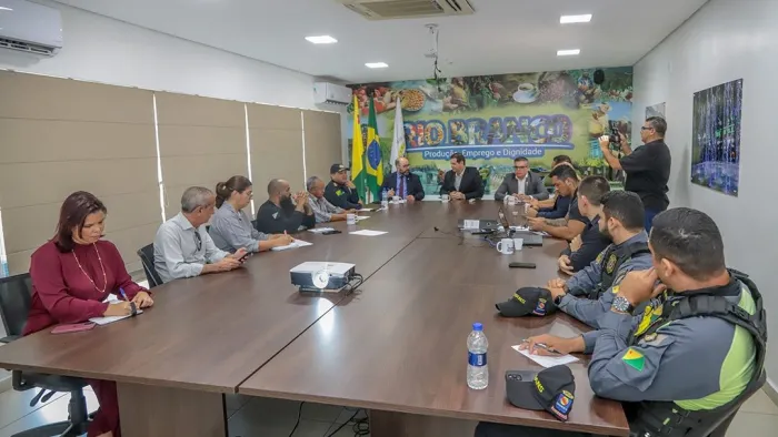 Conselho Municipal de Segurança Pública da Prefeitura de Rio Branco discute diretrizes para Defesa Social na capital