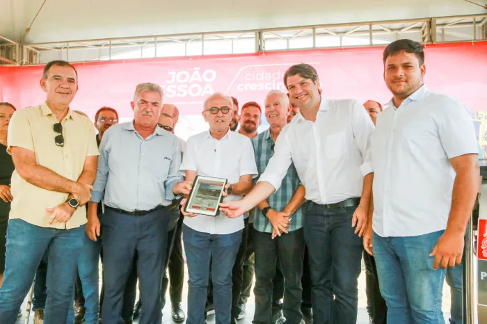 Cícero Lucena amplia investimentos em infraestrutura e autoriza novo parque linear no Valentina