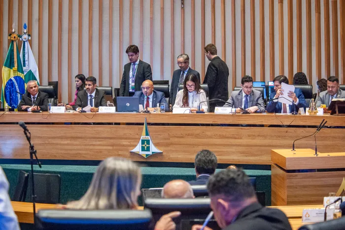 Câmara Legislativa aprova criação de 46 cargos em comissão no Metrô-DF