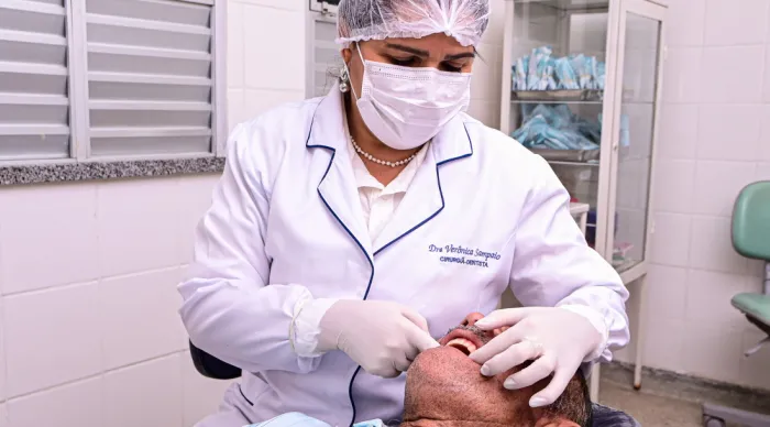 Ipesaúde alerta para conscientização sobre o câncer de boca com a campanha Maio Vermelho