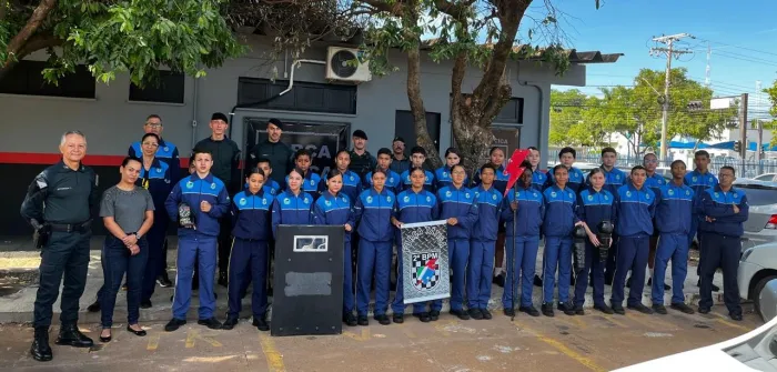 Patrulha Mirim da Polícia Militar em Três Lagoas visita Sede do 2º BPM