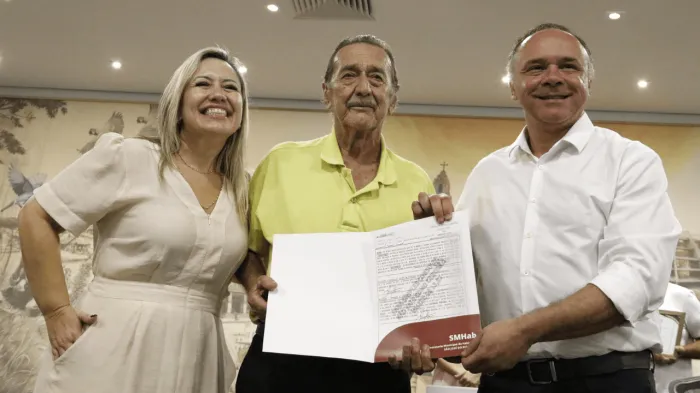 Habitação entrega matrículas a proprietários do São Pedro IV