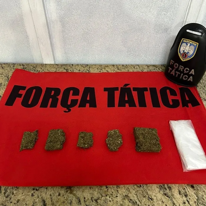 Força Tática apreende maconha e prende mulher por tráfico em Apiacá