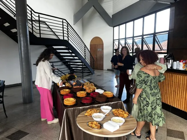 Prefeitura de São Sebastião reforça a importância dos assistentes sociais em evento comemorativo no Teatro Municipal