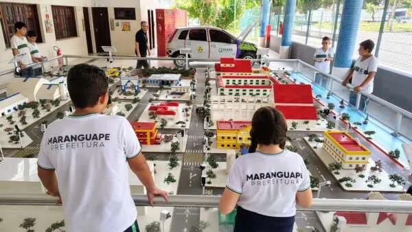 Alunos da rede municipal de ensino de Maranguape visitam a Escola de Educação para o Trânsito do Detran-CE em Fortaleza