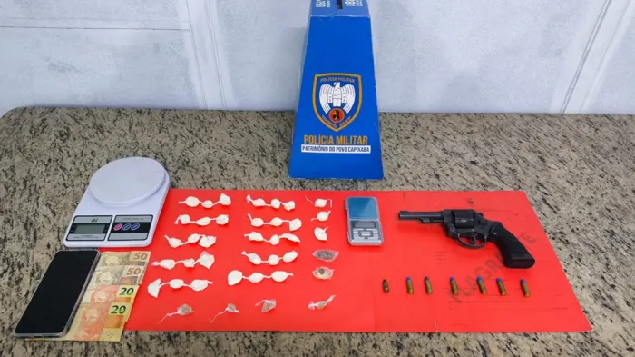Polícia Militar apreende armas e drogas em Cachoeiro e Vargem Alta