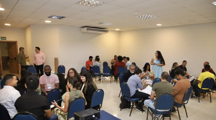 Iniciativa teve participação de membros do Conejuve e de integrantes do Governo do Estado. Foto: Robert Silva