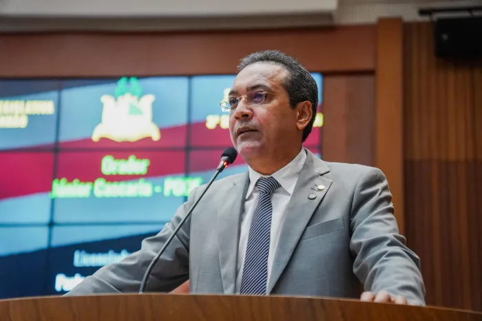 Deputado Júnior Cascaria durante pronunciamento na sessão plenária desta terça-feira, na Assembleia Legislativa do Maranhão