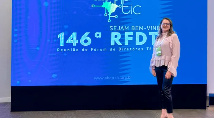 Emgetis está sendo representada pela diretora de Tecnologia, Kleyssie Pinheiro / Foto: Ascom Emgetis