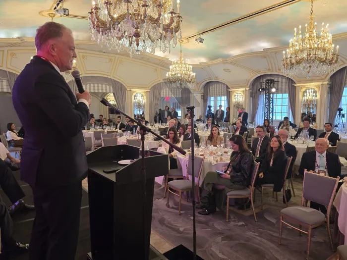 Governador capixaba apresenta Programa Estado Presente em evento nos Estados Unidos