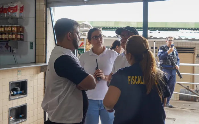 Prefeitura conclui ações de fiscalização no Mercado Central e constata melhorias no local