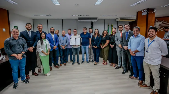 Governo de Sergipe assina proposta de acordo para regularização da Praia do Saco