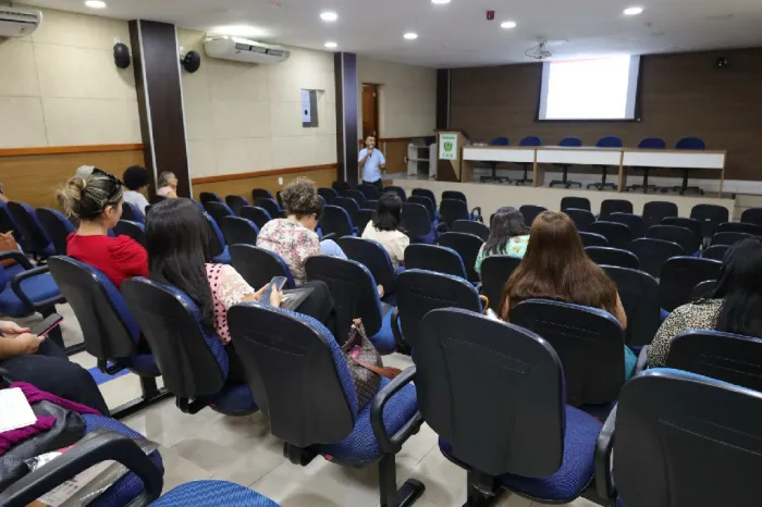 Saúde: Enfermeiros recebem capacitação para o programa anti-tabagismo