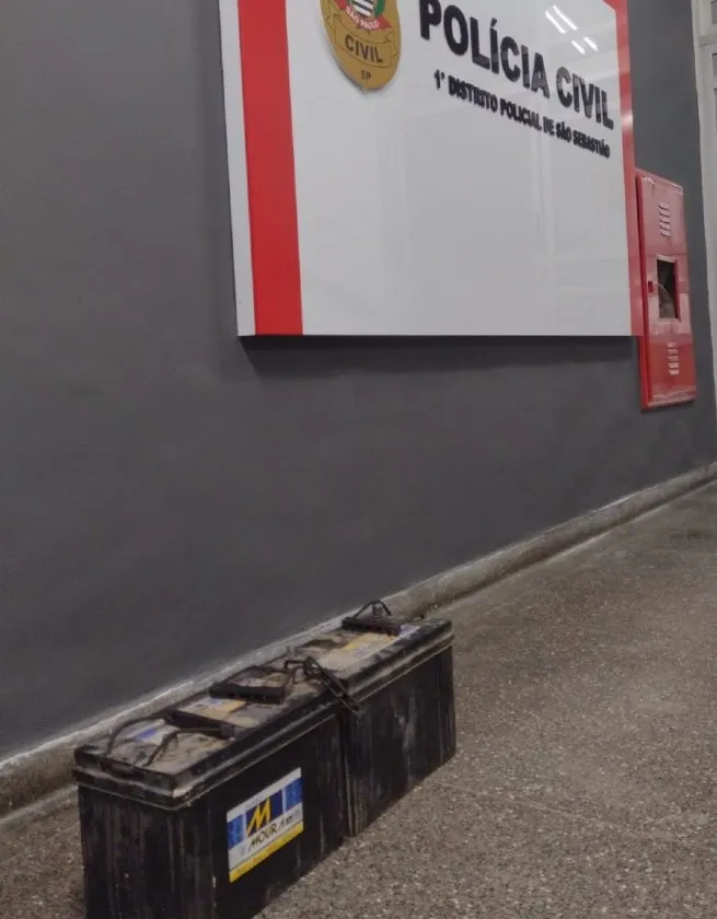 Polícia Municipal e COI recuperam baterias furtadas em ferro-velho na Topolândia