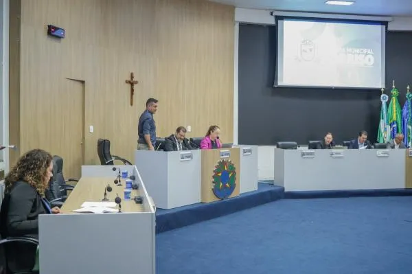 Câmara aprova projeto que proíbe inauguração de obra inacabada em Sorriso