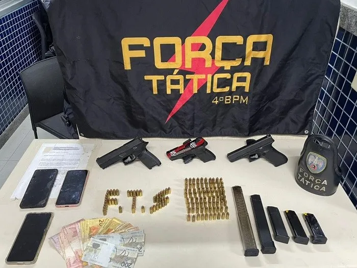 Força Tática do 4º BPM apreende quatro armas e drogas em Vila Velha
