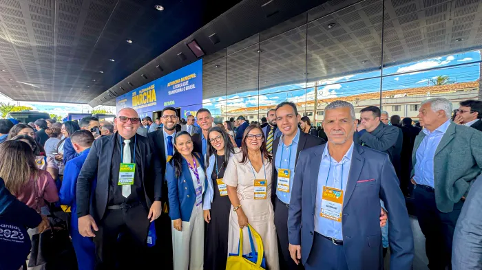 Prefeita Débora Regis participa da abertura da XXVI Marcha a Brasília em Defesa dos Municípios