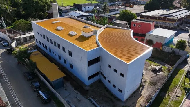 Obras da nova Unidade de Saúde da Enseada atingem 60% de execução