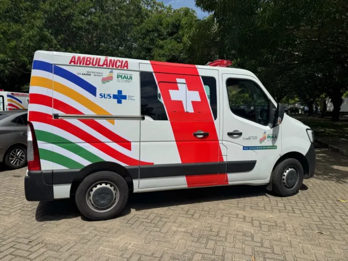 Rafael Fonteles entrega ambulâncias equipadas para hospitais estaduais nesta sexta (23)