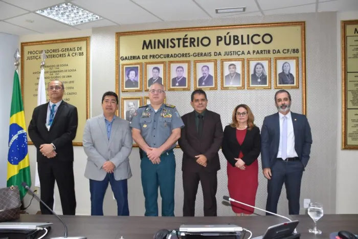 SÃO LUÍS – PGJ recebe comandante-geral da PMMA
