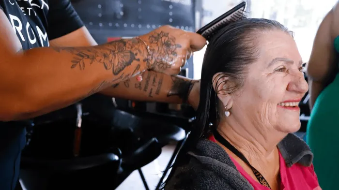 Ação “Somos todas divas” levou transformação a dezenas de mulheres