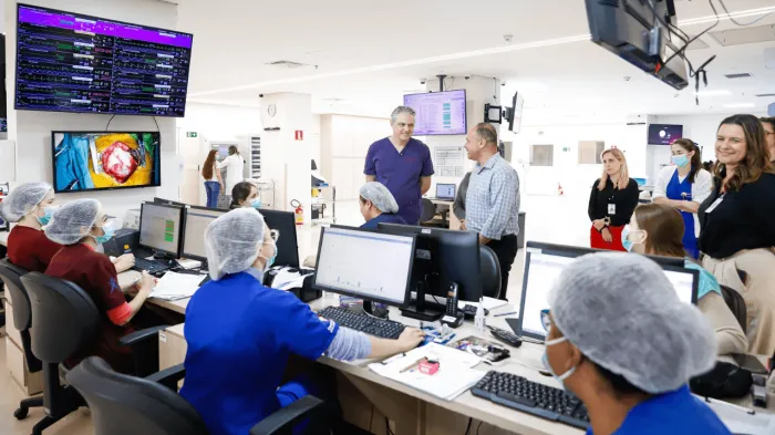 Prefeito visita CardioPedBrasil, referência em cirurgia cardíaca