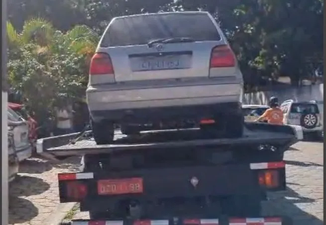 Polícia Municipal de São Sebastião apreende veículo com mais de R$ 148,5 mil em multas