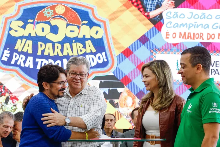 Comerciantes assinam contratos do Empreender para investimentos no São João de Campina Grande, Bananeiras e Boa Ventura
