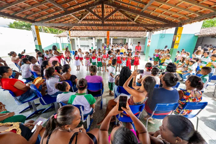 Programa Saúde nas Escolas reúne estudantes e familiares na Gleba H