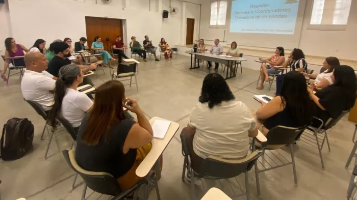 Gestores participam de reuniões sobre demandas organizacionais
