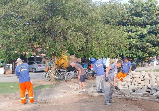 Regional Maresias efetua manutenção e substituição de pavimento em pontos da Rua da Cesp