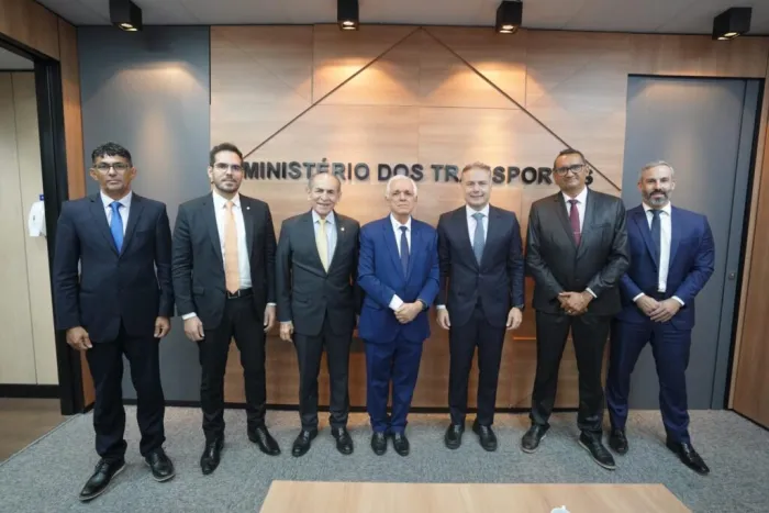 Governador em exercício cumpre agenda em Brasília e garante avanços para infraestrutura e desenvolvimento do Piauí