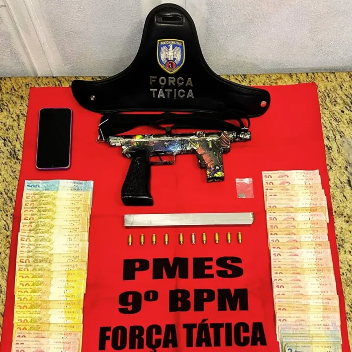 Força Tática apreende submetralhadora e drogas em Cachoeiro de Itapemirim