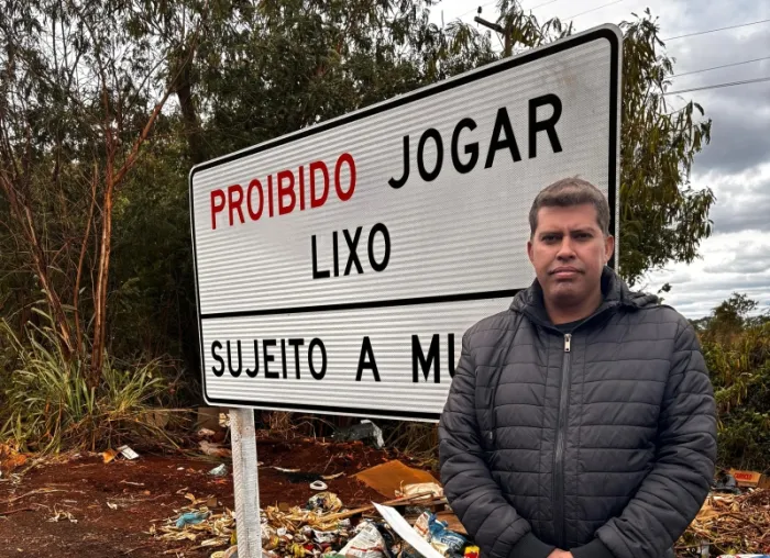 Dill do Povo agradece limpeza e instalação de placas na Rua Nelson Moraes de Matos
