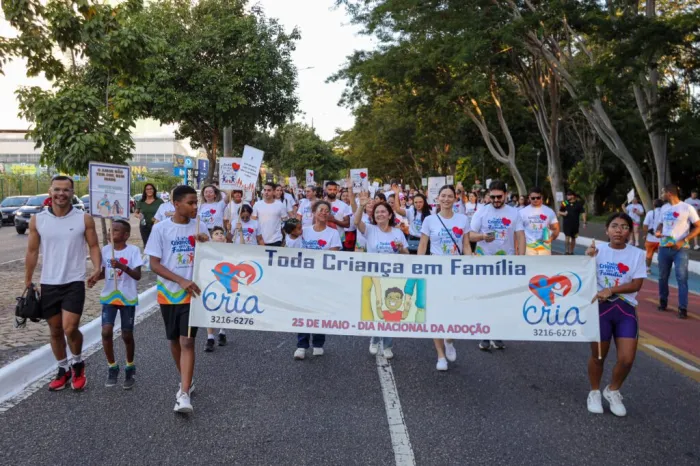 Caminhada da Adoção em Teresina reforça compromisso com o direito de toda criança crescer em família