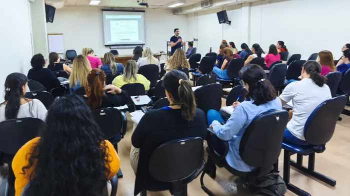 Capacitação fortalece entrega voluntária para adoção na rede pública