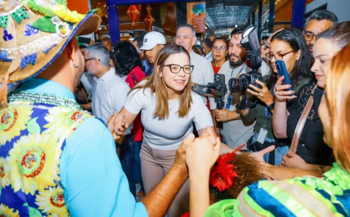 Vice-prefeita Dayse Silva recebe governadora Raquel Lyra em mais uma edição do Circuito Literário de Pernambuco