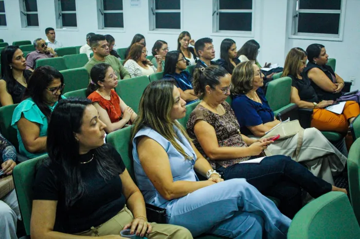 SES reúne municípios para avançar na eliminação da raiva canina no Maranhão